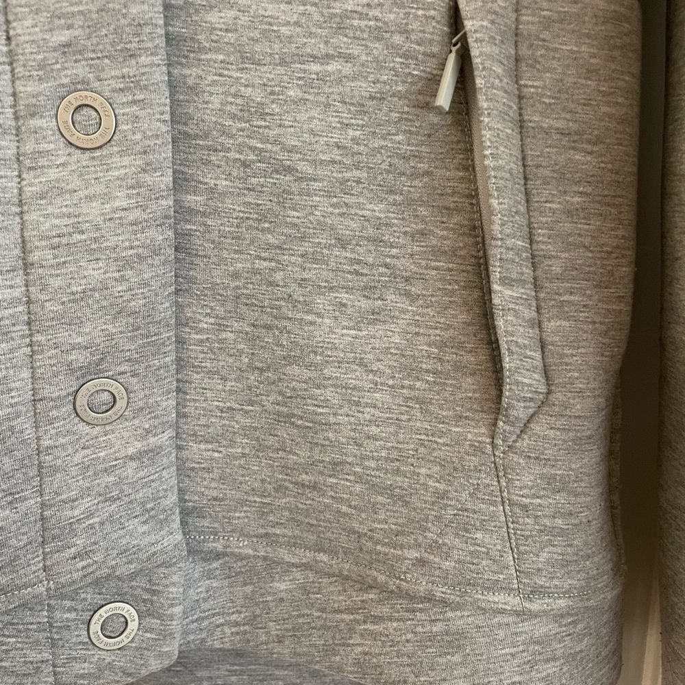 The North Face Women’s 3D Thermal Snap Hoodie - Picture 14 of 16